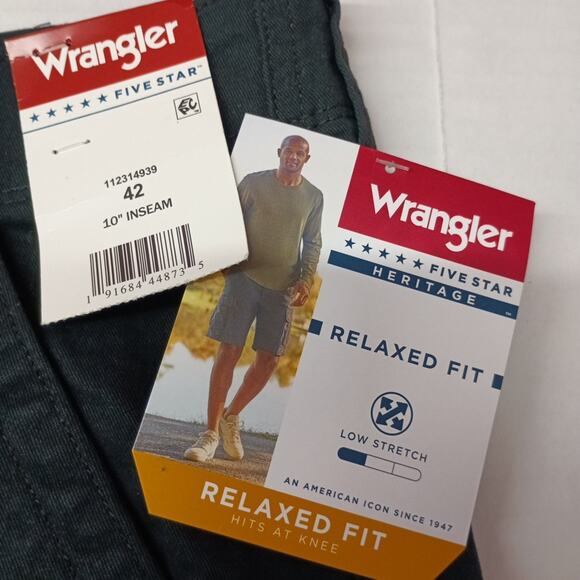 Wrangler Five Star Cargo Shorts Men's Size 42 Black Low Stretch Relaxed Fit - Picture 2 of 4